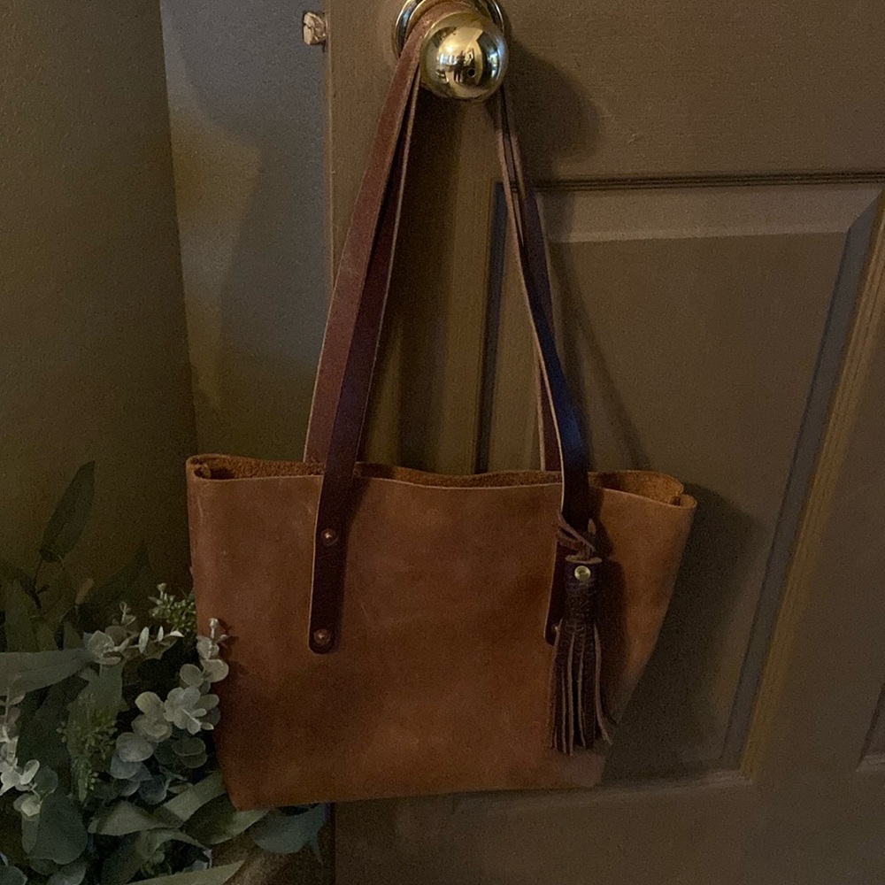 Go Forth Goods Medium Avery with Tassel Like New! - Picture 6 of 9